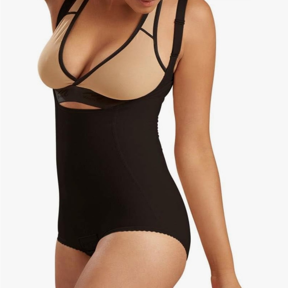 Marena size M compression garment